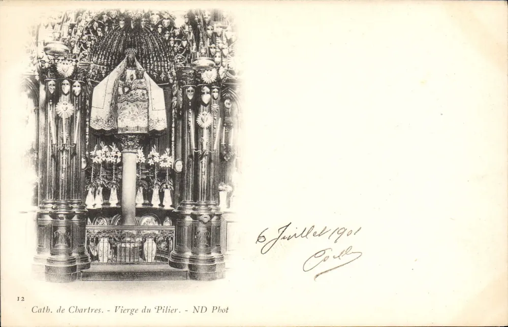 Catedral de Chartres — Virgem do Pilar — ND Phot - Frente
