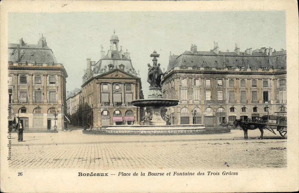 Bordeaux — Place de la Bourse und Fontaine des Trois Grâces — Nouvelles Galeries, n°26 - Vorderseite