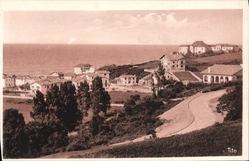 Hendaye — Gruppe von Villas Ostseite — Tito - Vorderseite
