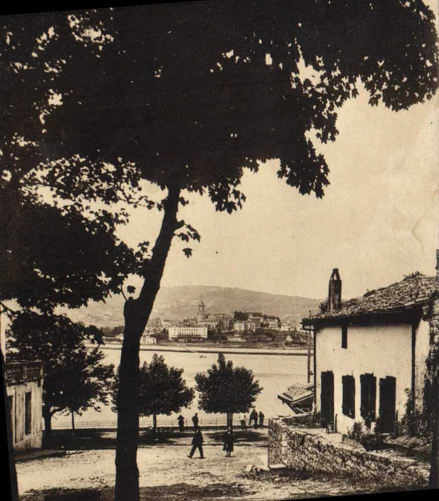 Hendaye (B.-P.) — Das spanische Dorf Fontarable, gesehen vom Hafen von Hendaye — Phototypie Marcel Delbo, Bardeaux - Vorderseite