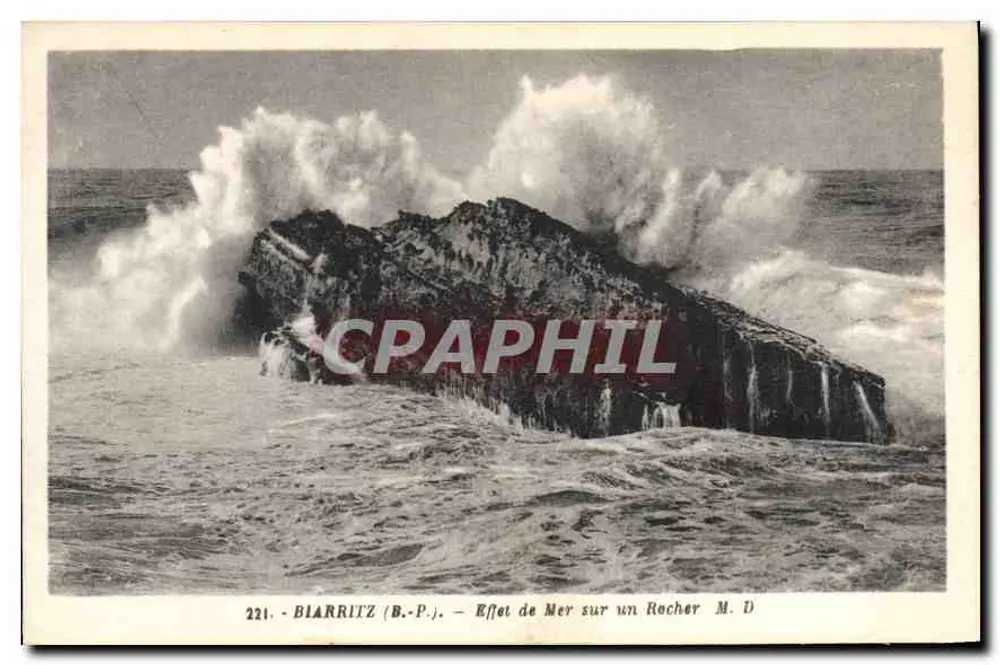 Biarritz (B.P.) — Efeito do Mar sobre uma Rocha — M. D. n° 221 - Frente