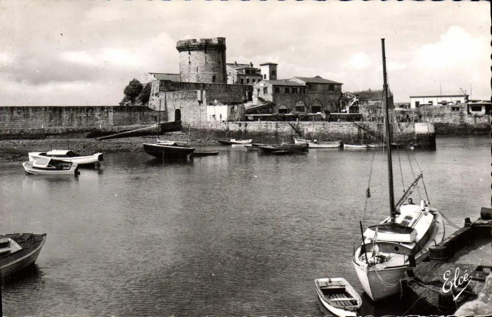 ST-JEAN-de-LUZ — Fort du Soccoa und der Hafen — L. CHATAGNEAU, Bordeaux - Vorderseite