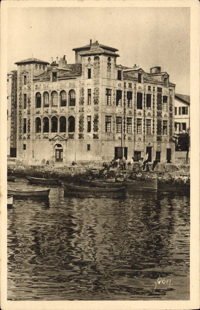 St-Jean-de-Luz — Das Haus der Infantin — Kunstausgaben YvG - Vorderseite