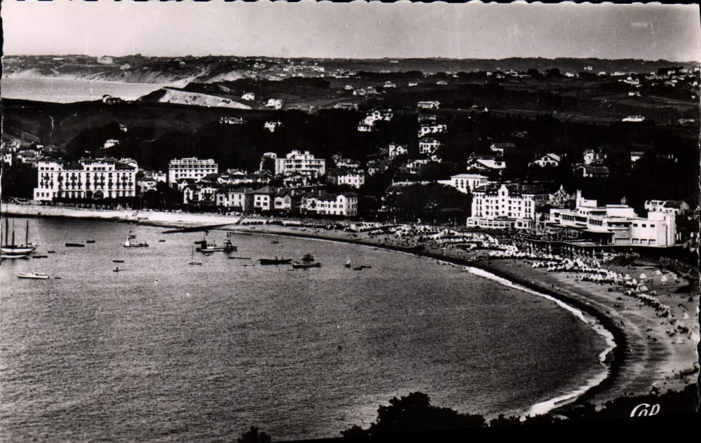ST-JEAN-de-LUZ — La Plage prise de la Tour de Bordugain — Cité des Arts Photomécaniques, Paris 15e - Vorderseite