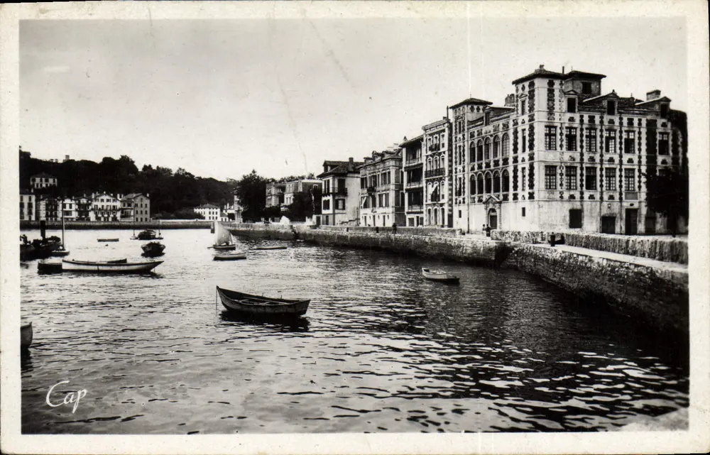 Saint-Jean-de-Luz — Der Kai und das Haus der Infantin — Verlag C.A.P. Nr. 34 - Vorderseite