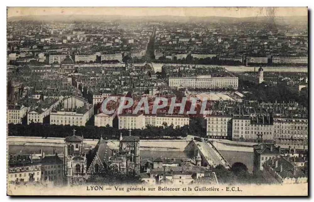 LYON — Allgemeiner Blick auf Bellecour und Guillotière — E.C.L. - Vorderseite