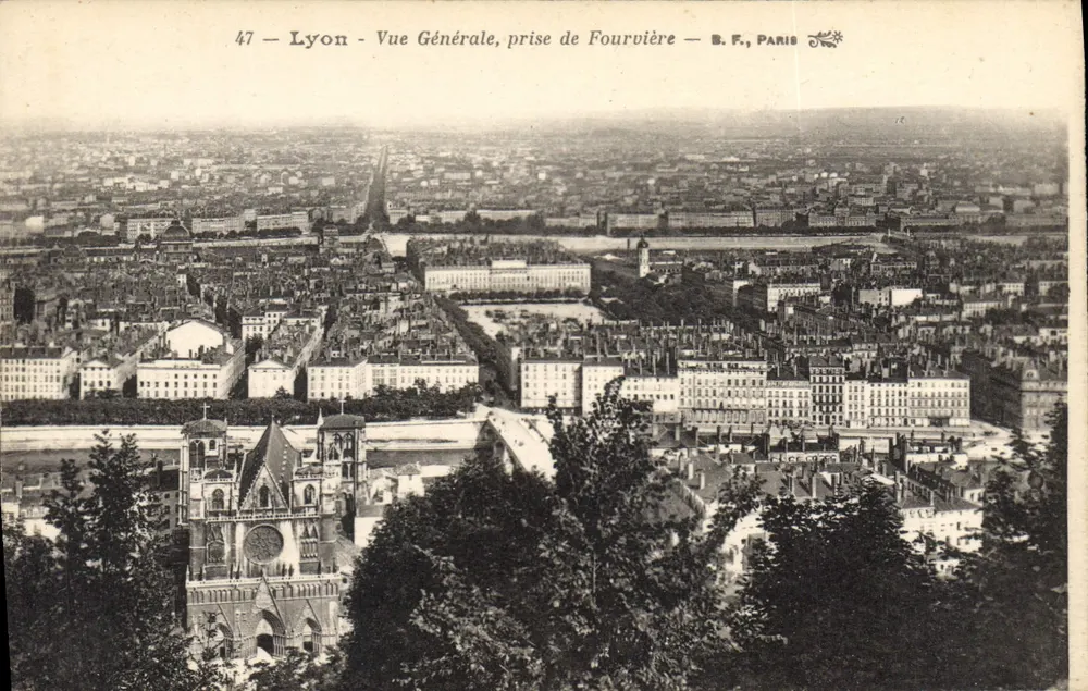 Lyon - Vista Geral, tirada de Fourvière — B.F., Paris - Frente
