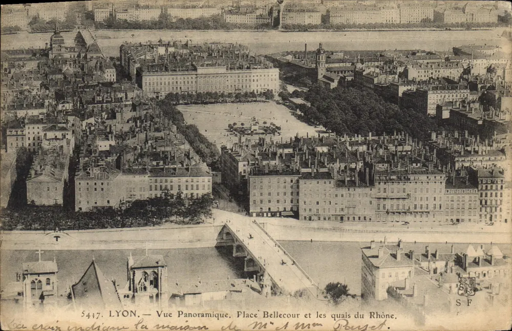 LYON — Panoramablick, Place Bellecour und die Ufer des Rhône — SF, n° 5447 - Vorderseite
