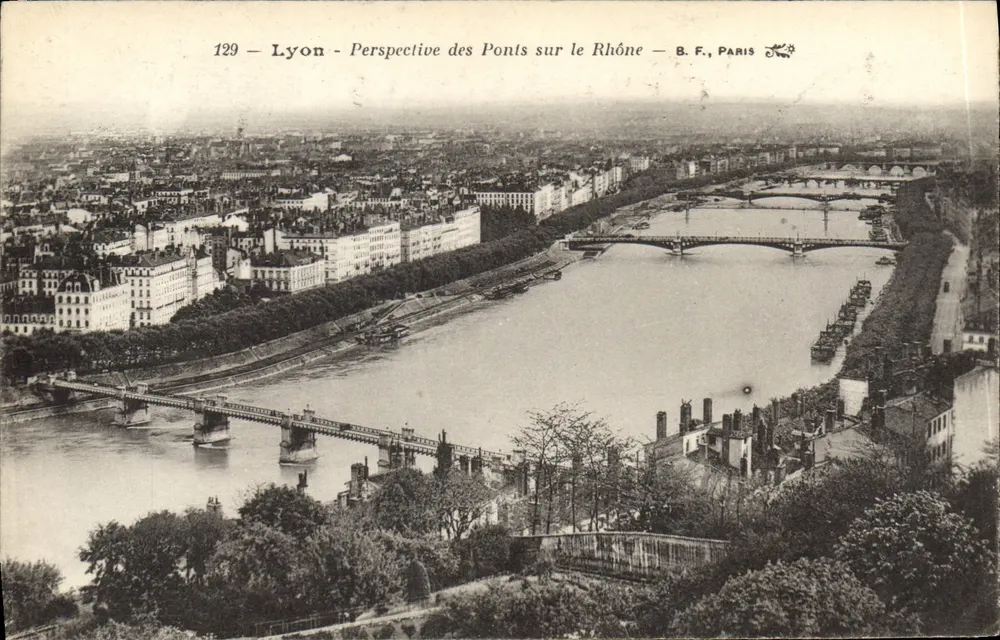Lyon - Perspectiva dos Pontes sobre o Rio Ródano — B.F., Paris, n°129 - Frente