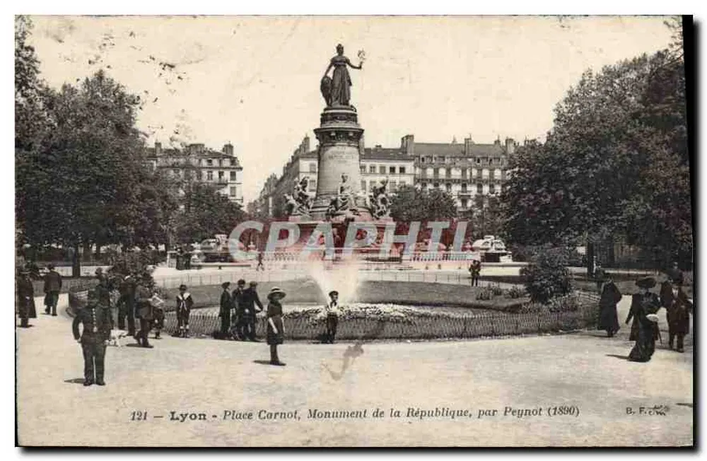 Lyon - Place Carnot, Monument da República, por Peynot (1890) - Frente