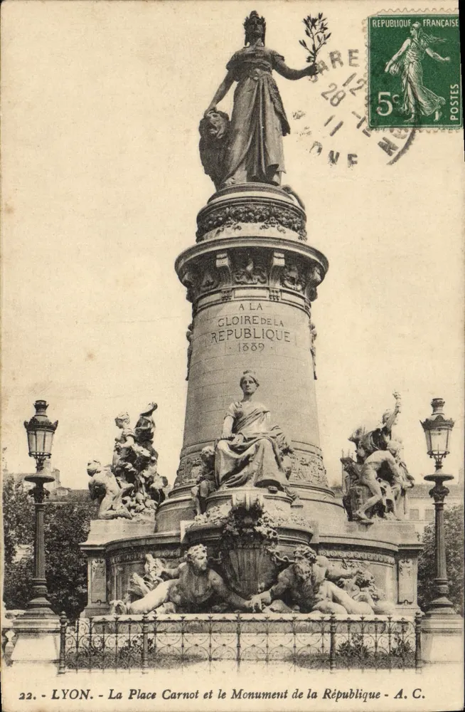 LYON - Place Carnot und das Denkmal der Republik — A. C. n°22 - Vorderseite
