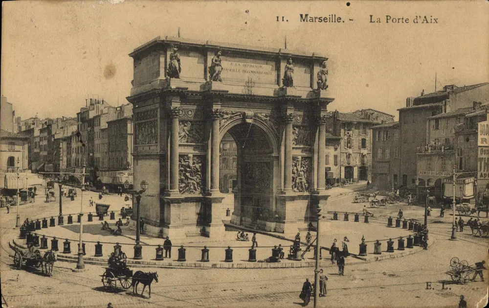 Marseille — La Porte d'Aix, arc monumental avec statues et inscriptions — éditeur E.L. - Frente