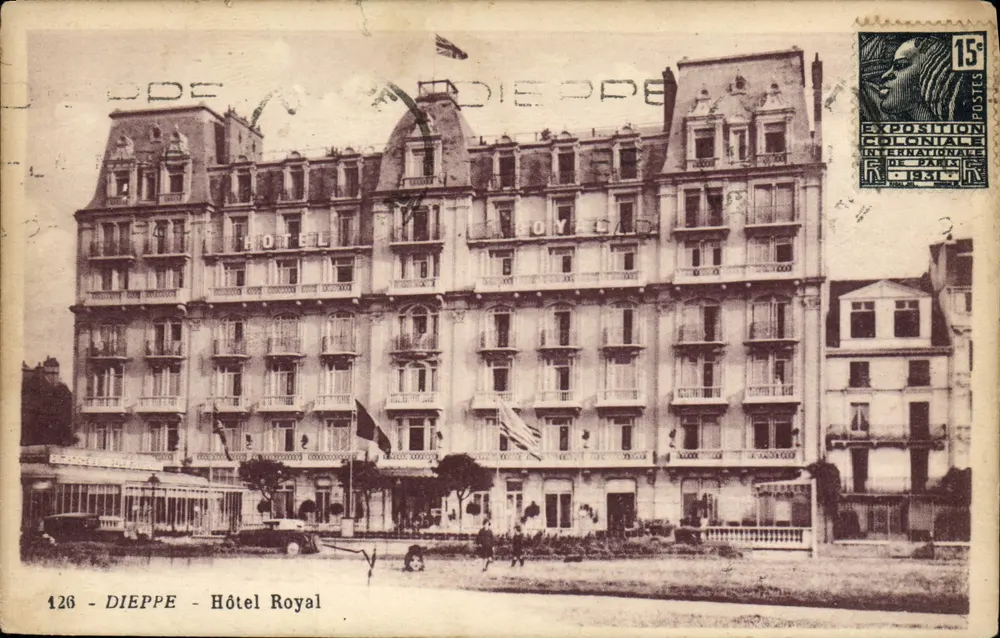 Dieppe - Hotel Royal — exposição colonial de Paris — editor G. Arnaud, n° 126 - Frente