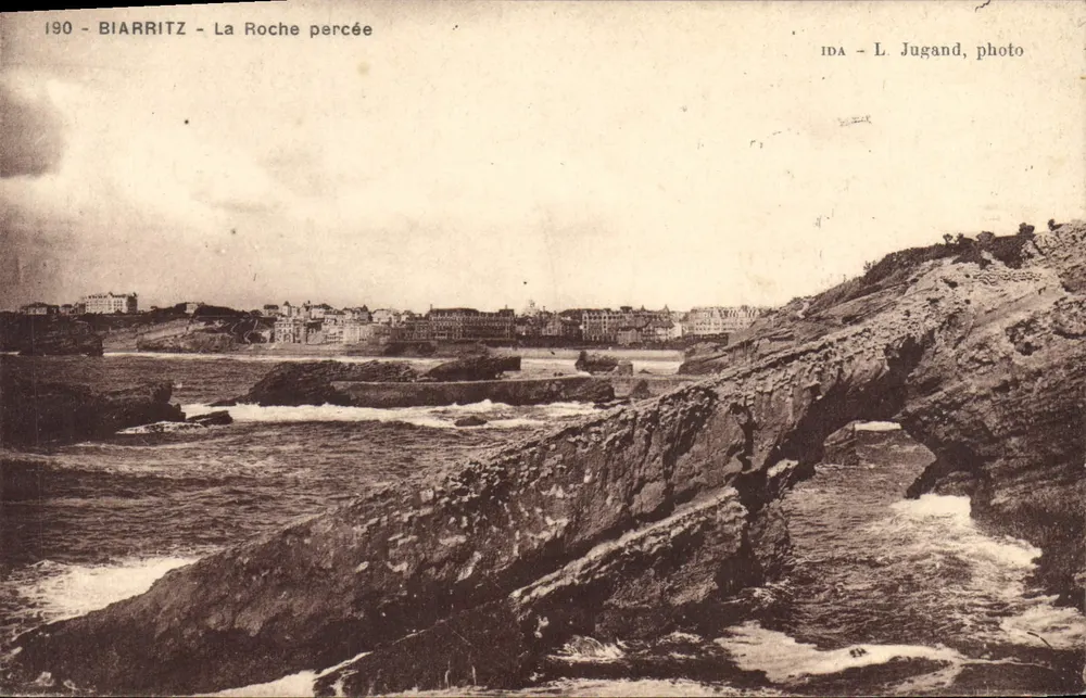 Biarritz - A Rocha Perforada — Ida - L. Jugand, foto, n°190 - Frente