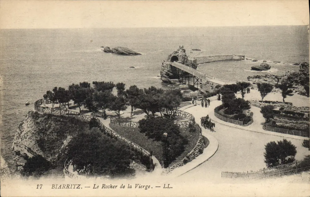Biarritz — O Rocher de la Vierge — LL. — N° 17 - Frente
