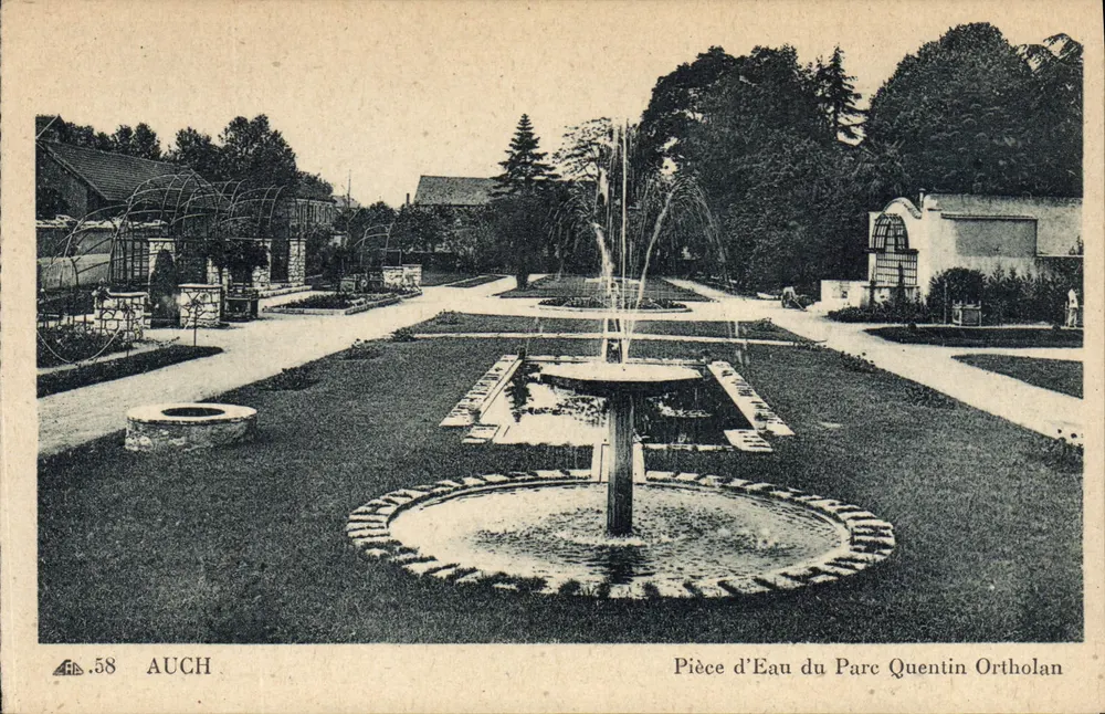 Pequena Lagoa do Parque Quentin Ortholan — Auch — n°58 - Frente