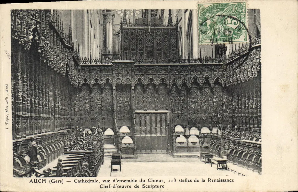Auch (Gers) — Catedral, vista geral do Coro, 113 bancos da Renascença, Obra-prima de Escultura — I. Tape, fot.-edit., Auch - Frente