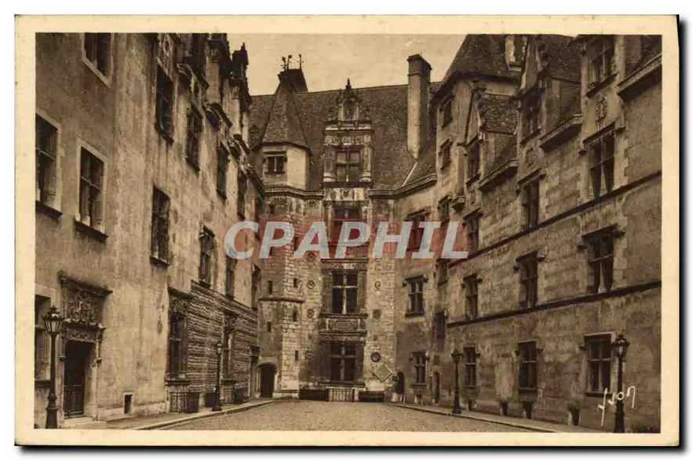 Pau (Basses-Pyrénées) — Der Ehrenhof des Schlosses — Éditions d'Art Yvon - Vorderseite