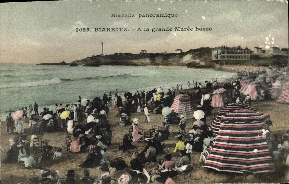 Biarritz panorâmica — À maré baixa — J. G. fot. - Frente
