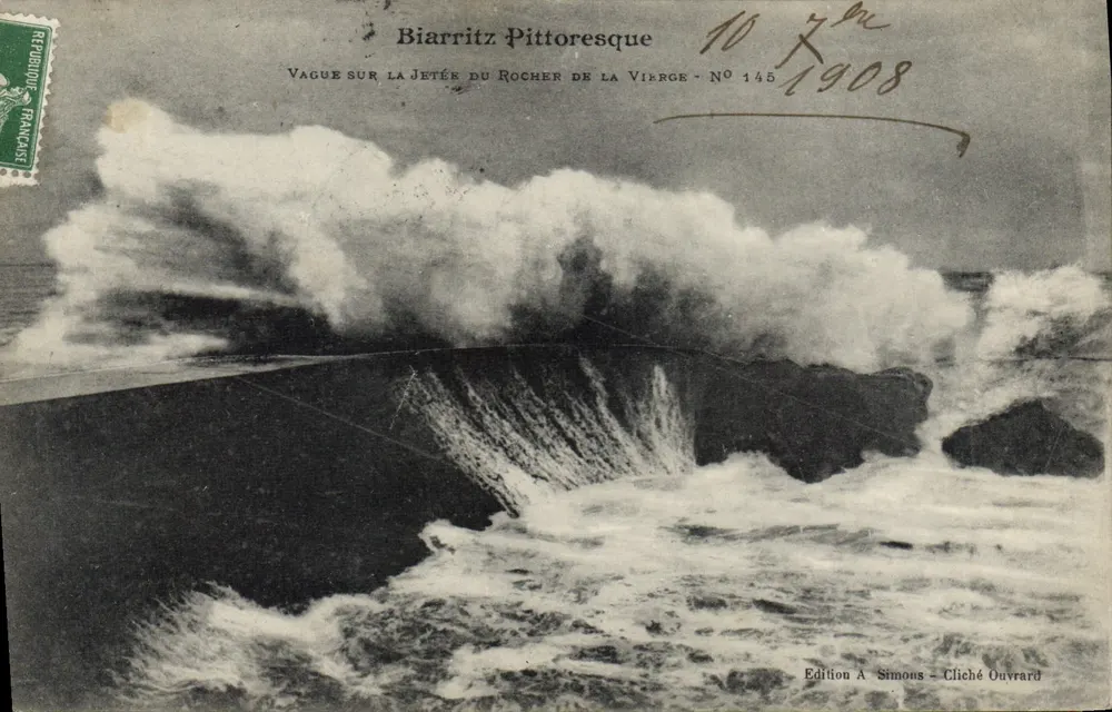 Biarritz Pittoresque — Golf op de kade van Rocher de la Virrage — Uitgave A. Simons, N° 145 - Voorkant