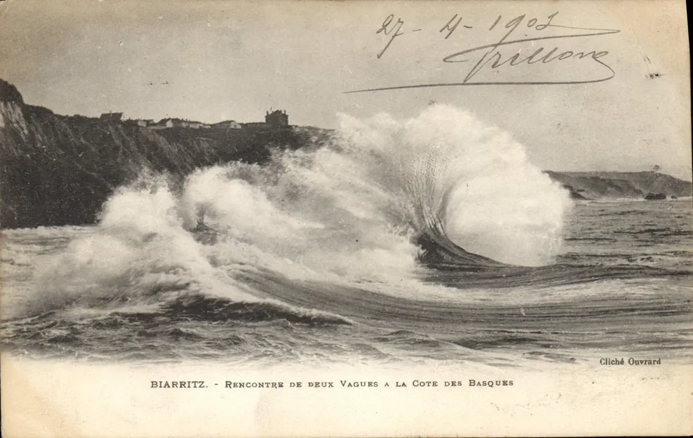 Biarritz — Encontro de duas ondas na costa dos Bascos — Cliché Ouvrard - Frente