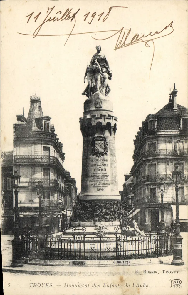 Troyes — Denkmal der Kinder der Aube — E. Bonnin, Troyes - Vorderseite