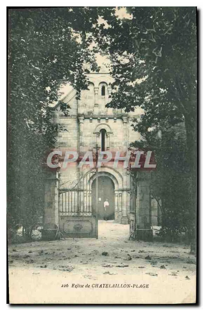 Igreja de CHATELAILLON-PLAGE — vista da entrada sob as árvores — editor R. Bergevin, n° 220 - Frente