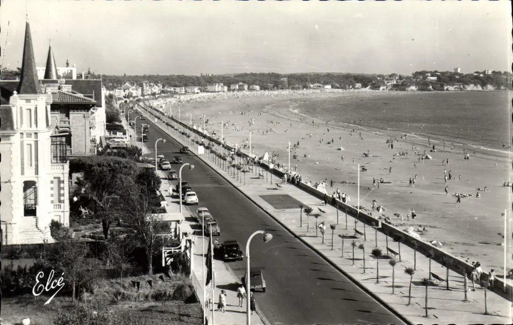 Royan — Praia e passeio — Elcé - Frente