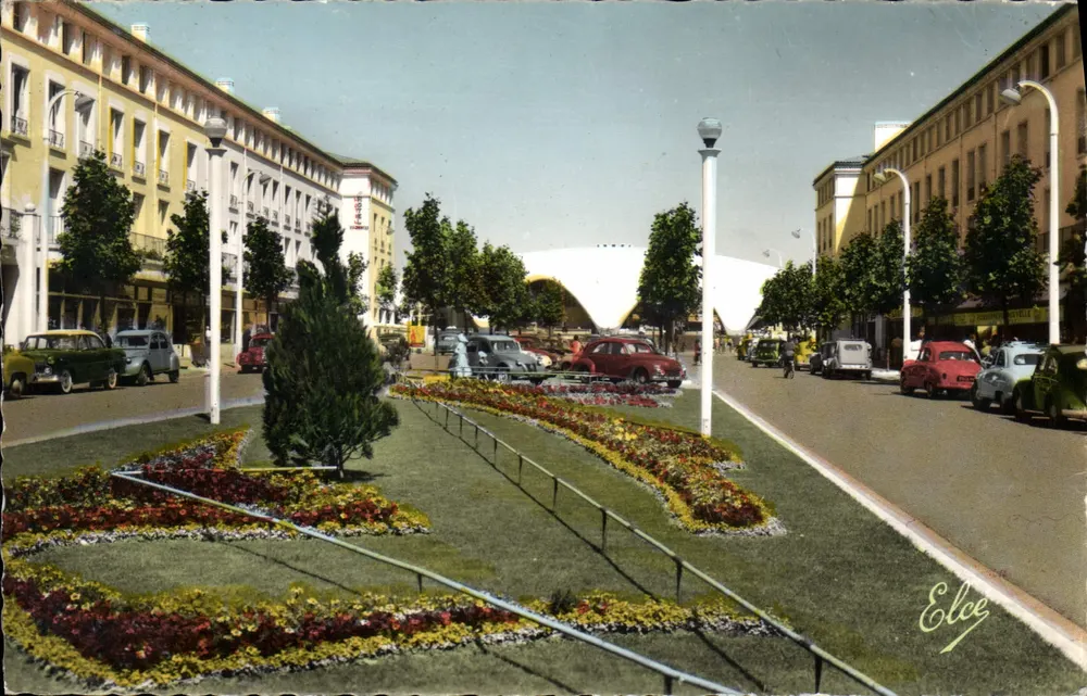 Place du Marché — Royan (Charente-Maritime) — Verlag Elcee - Vorderseite
