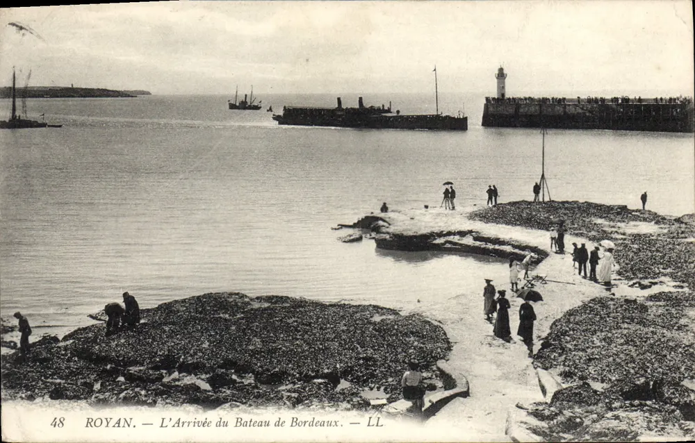 Royan — A Chegada do Navio de Bordeaux — LL - Frente