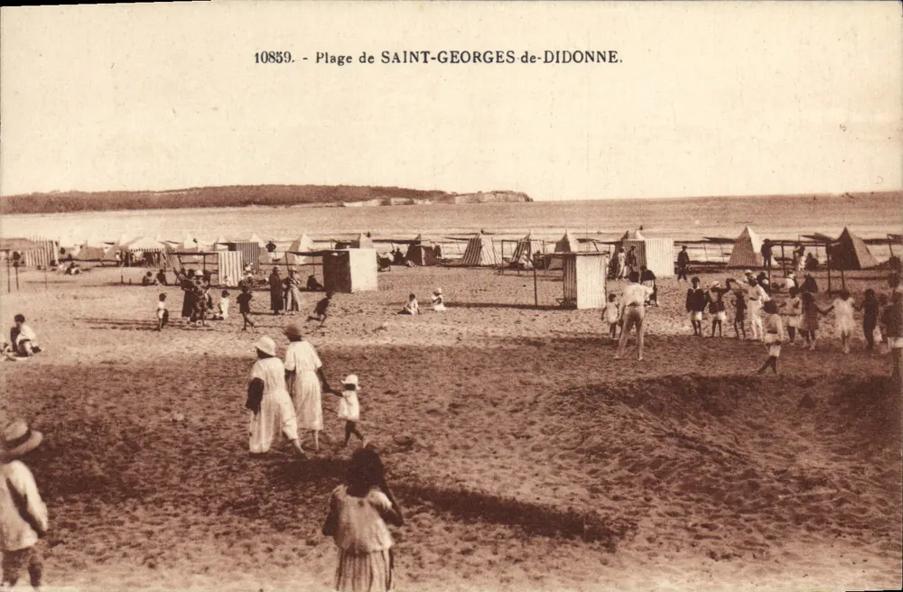 Praia de SAINT-GEORGES-de-DIDONNE — vista animada com tendas e banhistas — editor R. Bergerin, La Rochelle - Frente