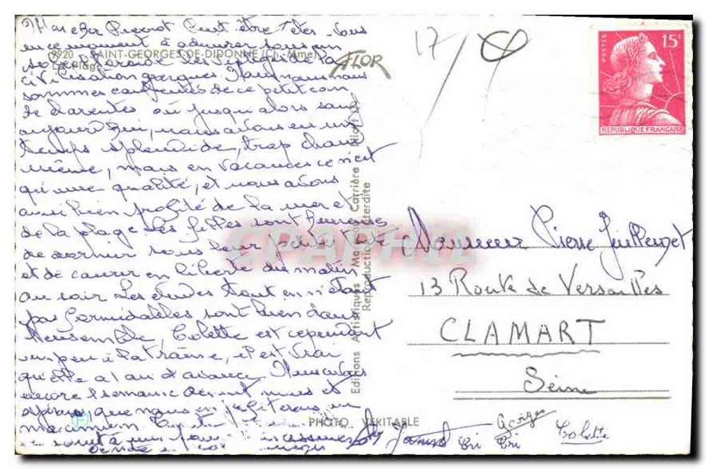 Praia de Saint-Georges-de-Débord — vista da praia com tendas listradas — editor ATOR - Verso