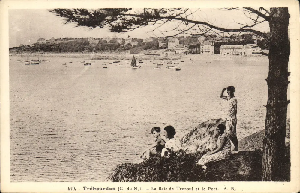 Trébeurden (C.-du-N.) — La Baie de Trozoul und der Hafen — A. B. — n° 419 - Vorderseite