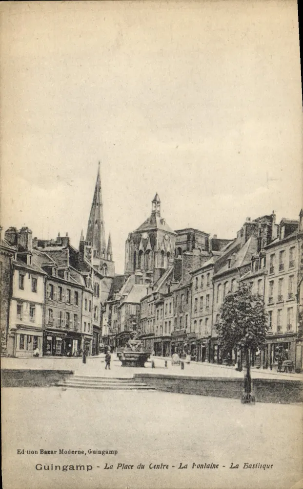 Guingamp - Der zentrale Platz - Die Fontäne - Die Basilika - Vorderseite