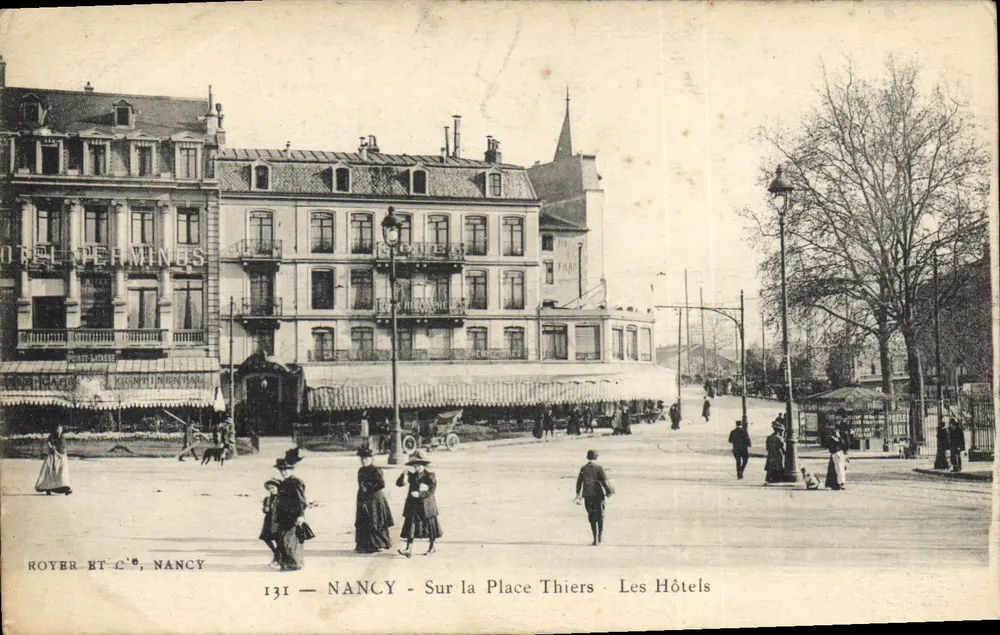 Nancy — Na Place Thiers — Os Hotéis — Royer et Cie, Nancy, n°131 - Frente