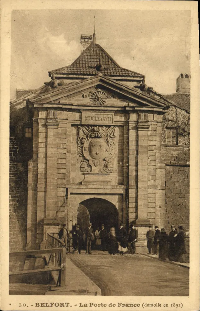 Belfort - Die Pforte von Frankreich (1892 abgerissen) — Verlag J.-B. Sammit & fils, Léonin, Belfort — Nr. 30 - Vorderseite