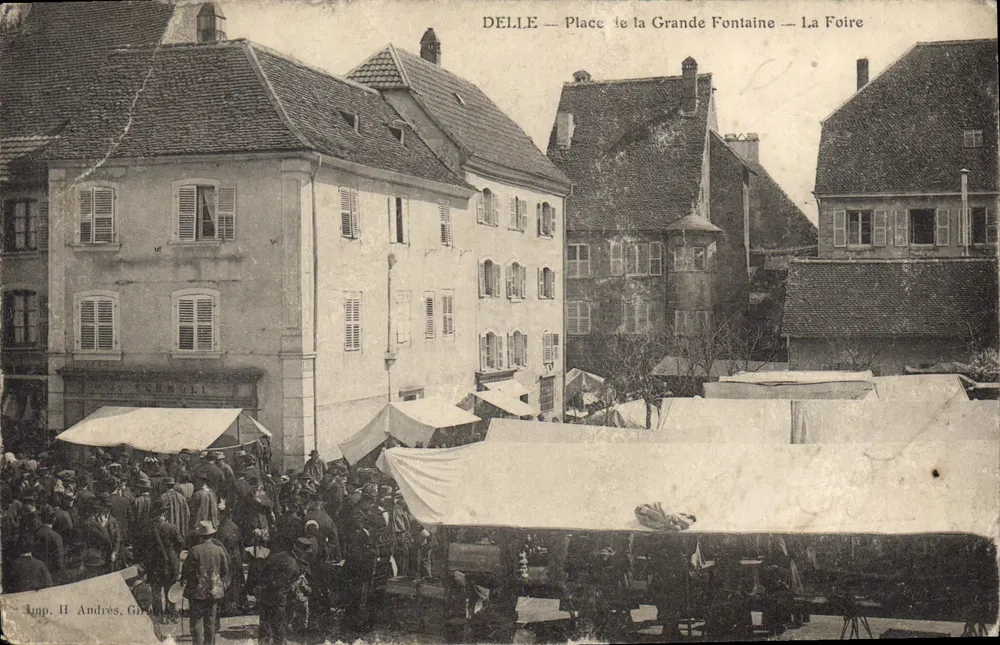 Delle — Place de la Grande Fontaine — La Foire - Vorderseite