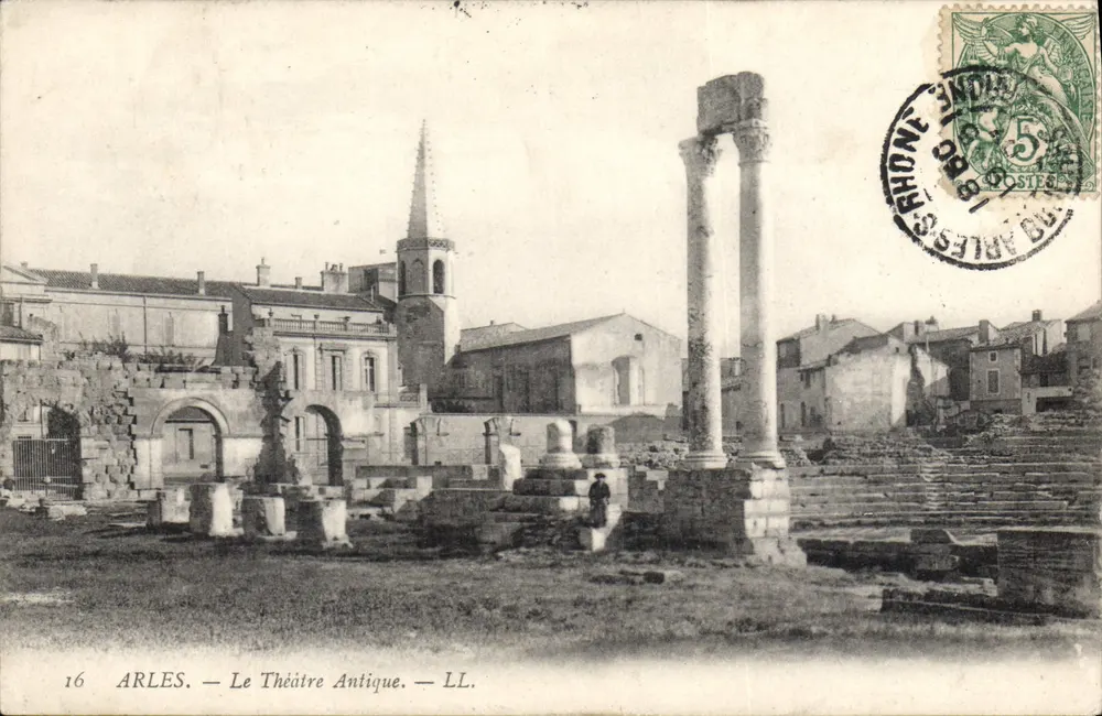 Arles — O Teatro Antigo — LL. - Frente