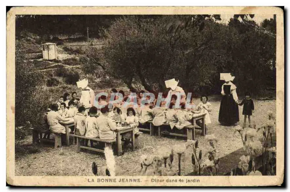 La Bonne Jeanne — Cena nel giardino — Editore: E. Denaître, Marseille - Recto