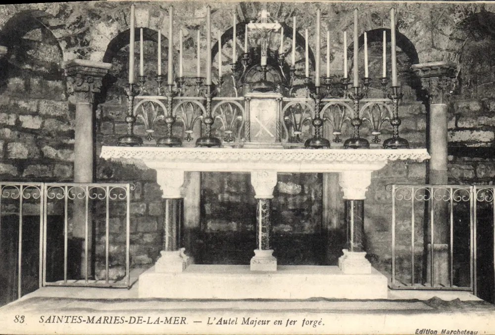 Saintes-Maries-de-la-Mer — Der Hauptaltar aus Eisen — Edition Marcheteau, n°83 - Vorderseite