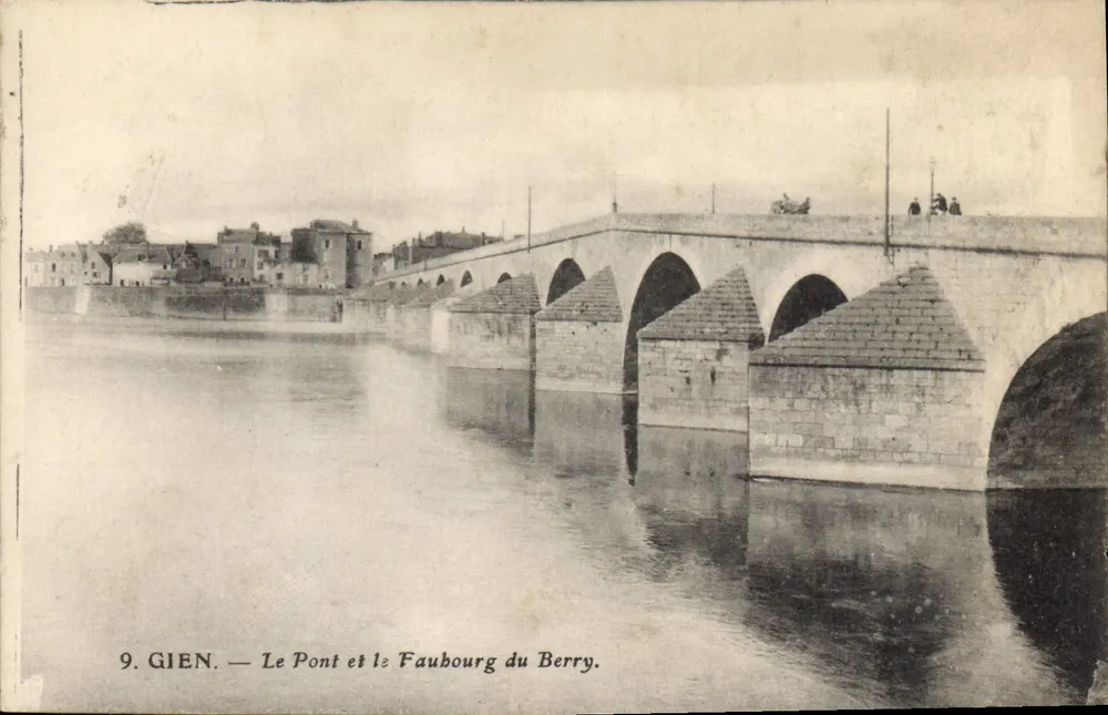 Gien — Der Brücke und der Bezirk Berry — Imp. Plâtr. C. Jeangélette, Gien - Vorderseite