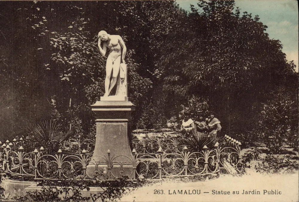 Lamalou — Estátua no Jardim Público — Editor desconhecido, n° 263 - Frente