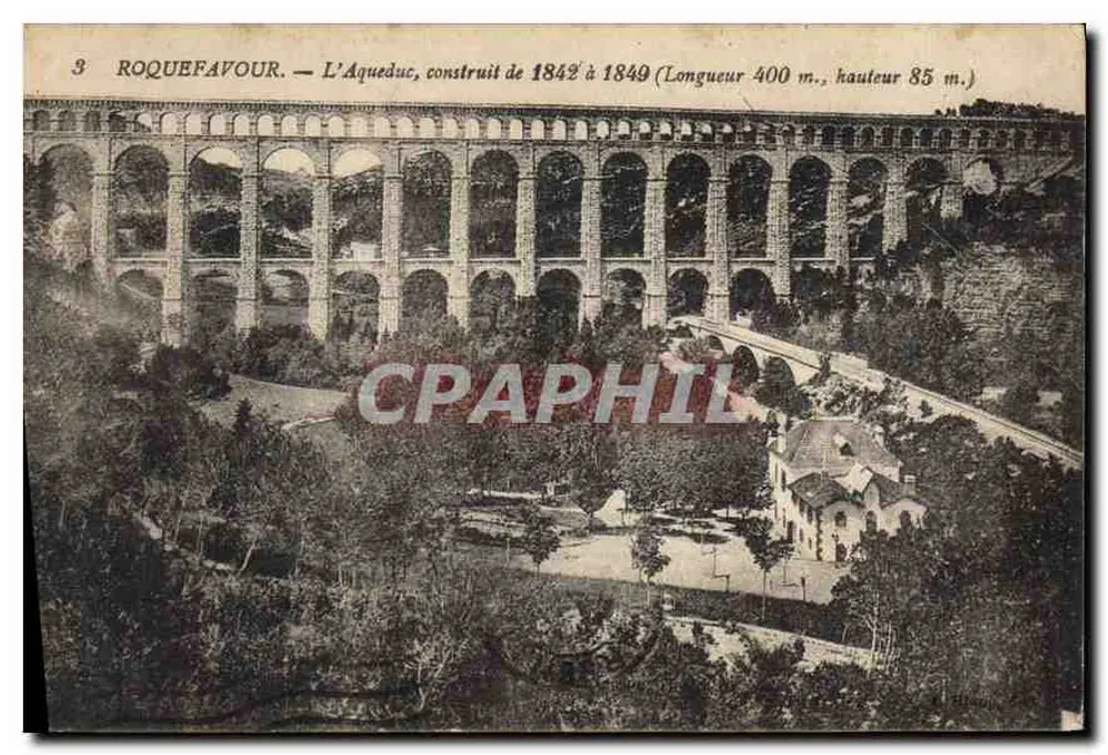 Roquefavour — Het Aquaduct gebouwd tussen 1842 en 1849 (Lengte 400 m, hoogte 85 m) - Voorkant