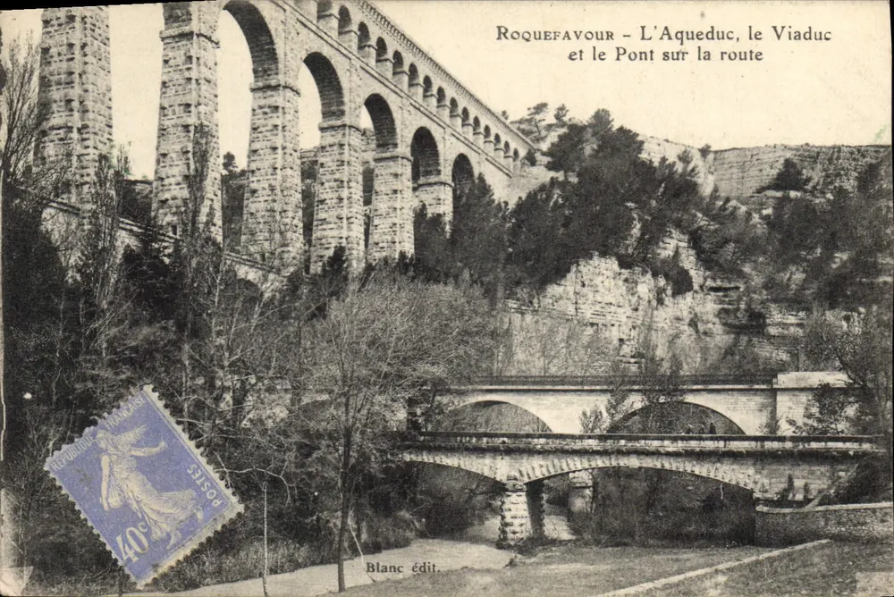 Roquefavour - Das Aquädukt, das Viadukt und die Brücke auf der Straße — Blanc édit. - Vorderseite