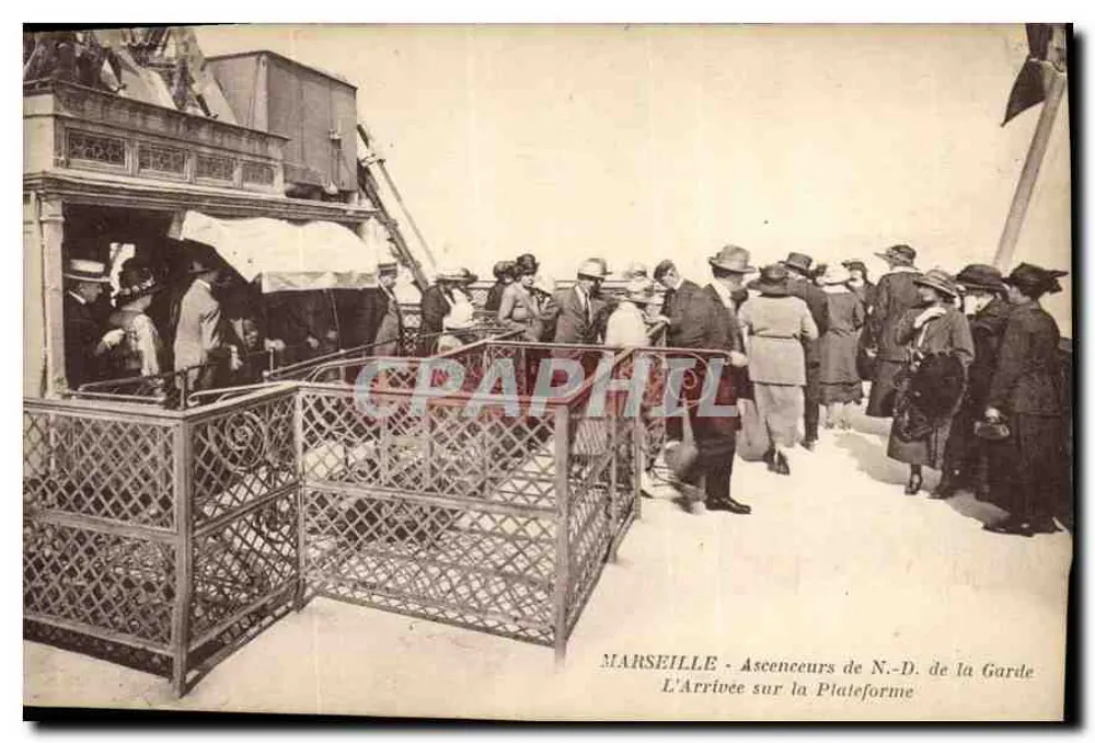 MARSEILLE - Aufzüge der N.-D. de la Garde - Ankunft auf der Plattform - Vorderseite