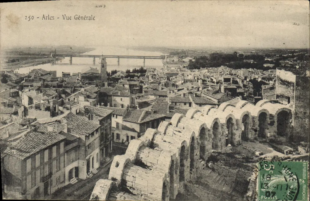 Arles - Vista Geral — Fototipia Maraisville, n°250 - Frente