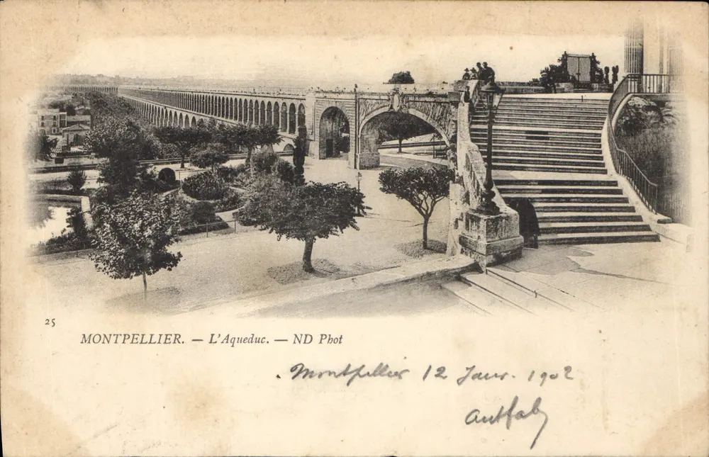 Montpellier — O Aqueduto — ND Phot - Frente