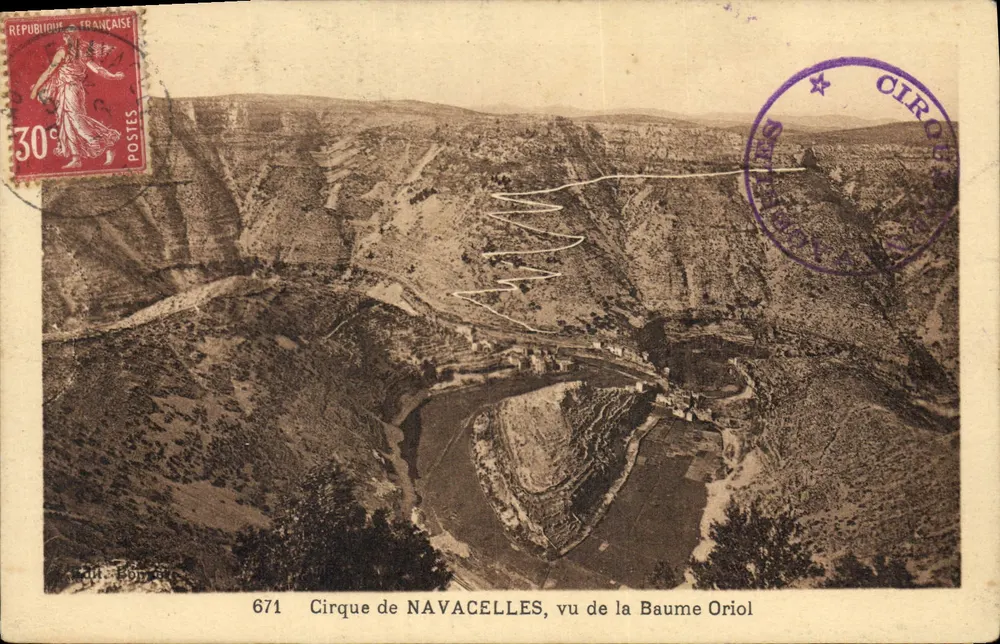 Cirque de NAVACELLES, visto da Baume Oriol — editor CIRCO, n° 671 - Frente