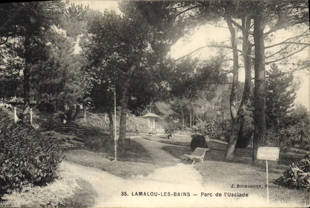 Lamalou-les-Bains — Parque da Usclade — J. Richardet, Fotógrafo em Lamalou-les-Bains - Frente