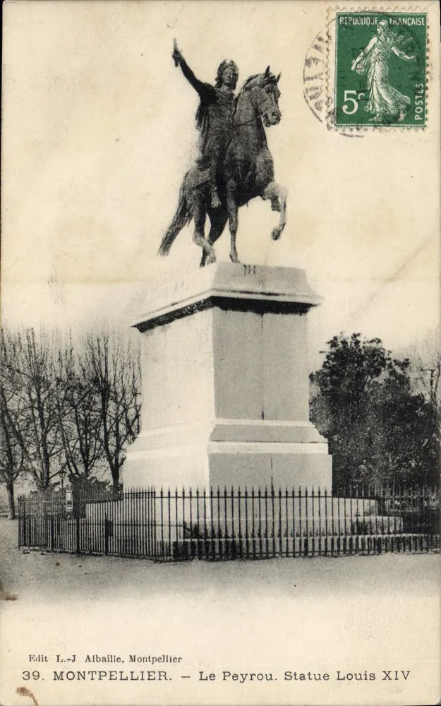 Montpellier — Le Peyrou. Estátua de Luís XIV — Edit L.-J. Albaille - Frente